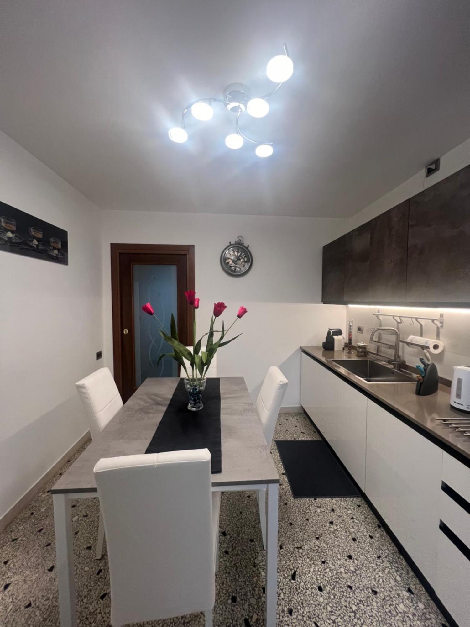 Ca' Delfina Holiday Home Wenecja Zewnętrze zdjęcie