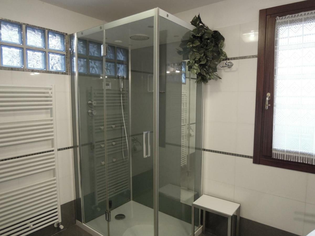 Ca' Delfina Holiday Home Wenecja Zewnętrze zdjęcie